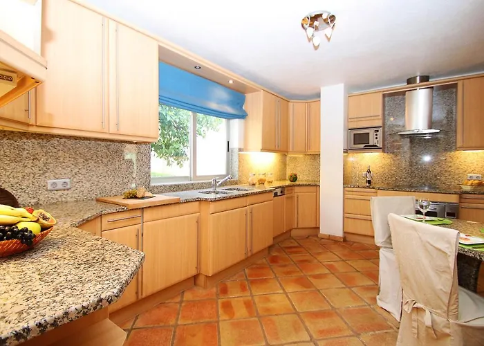 Villa Bogota By Algarve Vacation *