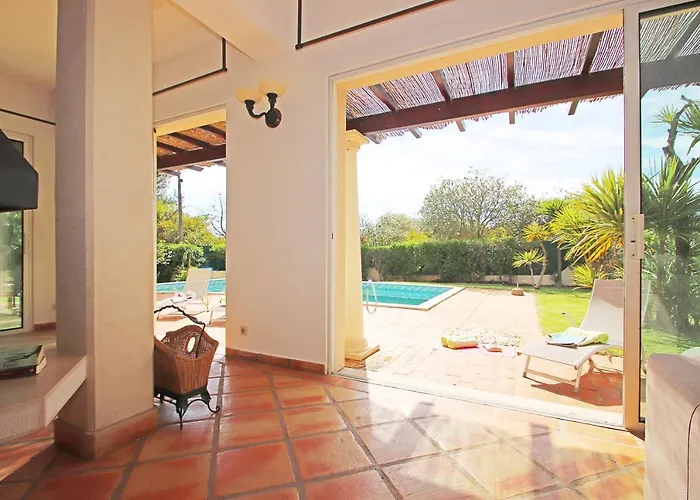 Villa Bogota By Algarve Vacation *