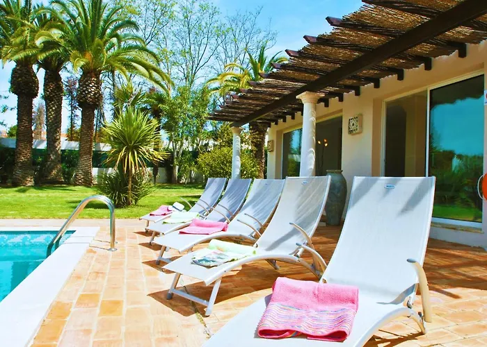 Villa Bogota By Algarve Vacation