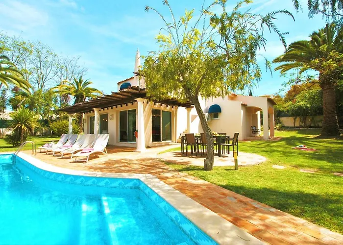 Villa Bogota By Algarve Vacation *