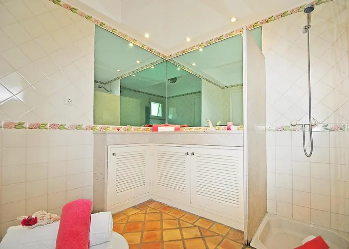 Bogota By Algarve Vacation Villa *